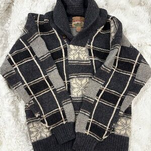 Men's Turtleneck Sweater in Black and Gray Plaid